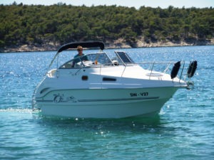 27 -Yachtine- Kroatien ohne Wide-Beam